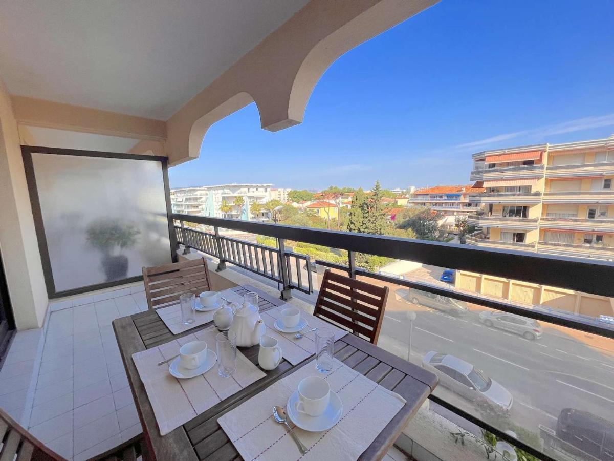 A 200m De Port Frejus, Plage, Commerces, Terrasse, 4 Couchages, Menage Inclus - Fr-1-226a-31 *